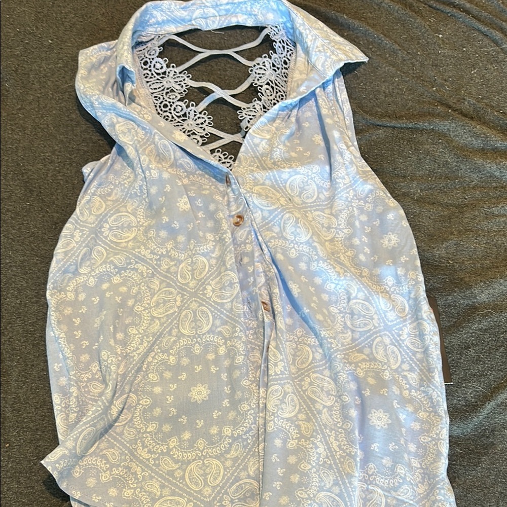 Sleeveless Blue Paisley Top with Lace Back